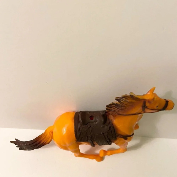 New Ray Toys Collectible  Galloping Horse 3 Inch Tall Figure - Picture 5 of 9